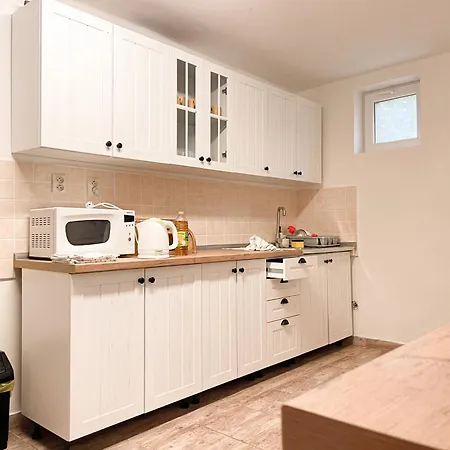 Rybarska Hrusov Apartman *